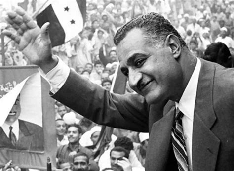 A Revolução de 25 de Janeiro e o Impacto Duradouro na Sociedade Egípcia: Um Olhar sobre a Liderança de Gamal Abdel Nasser