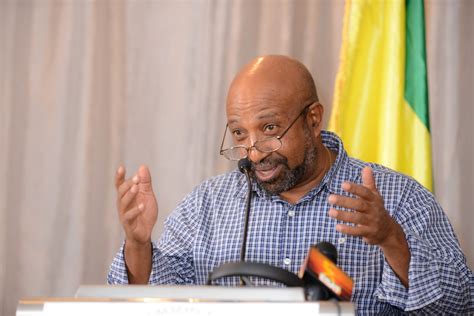 Desafio da União Africana: Um Vistazo à Liderança de Berhanu Nega na Busca por Democracia e Paz na Etiópia