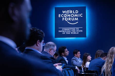 O Fórum Económico Mundial de Davos: Uma Plataforma para a Voz da Juventude Africana e um Hino à Esperança para o Continente